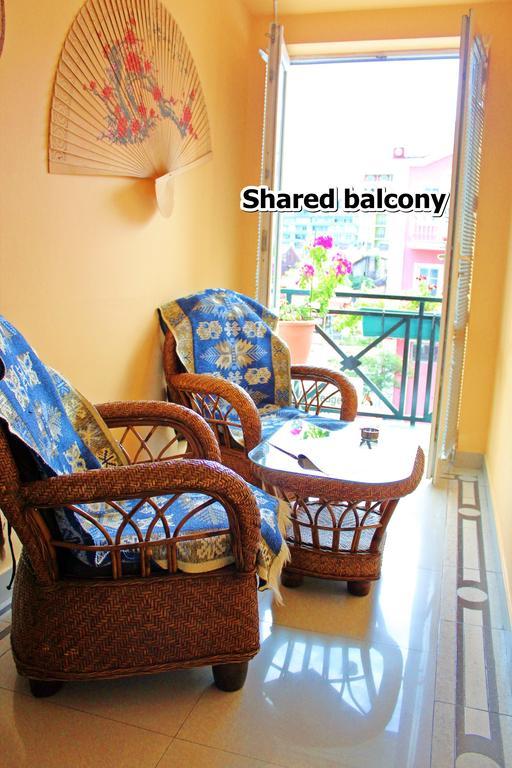 Hotel Elegant Garden Batumi Rum bild