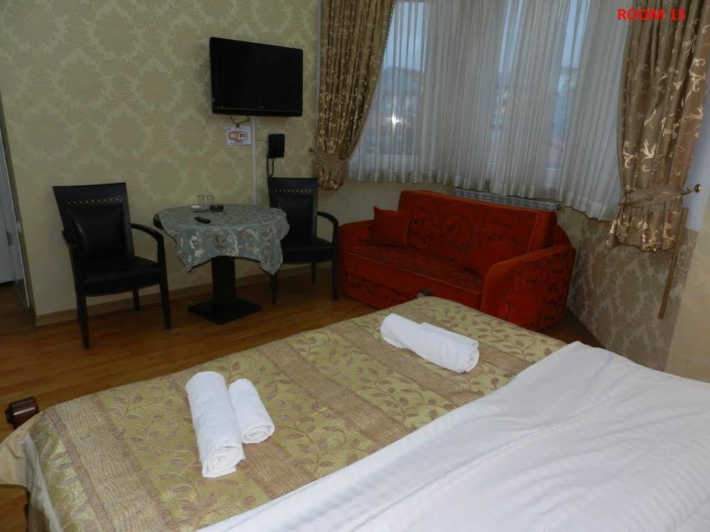 Hotel Elegant Garden Batumi Exteriör bild
